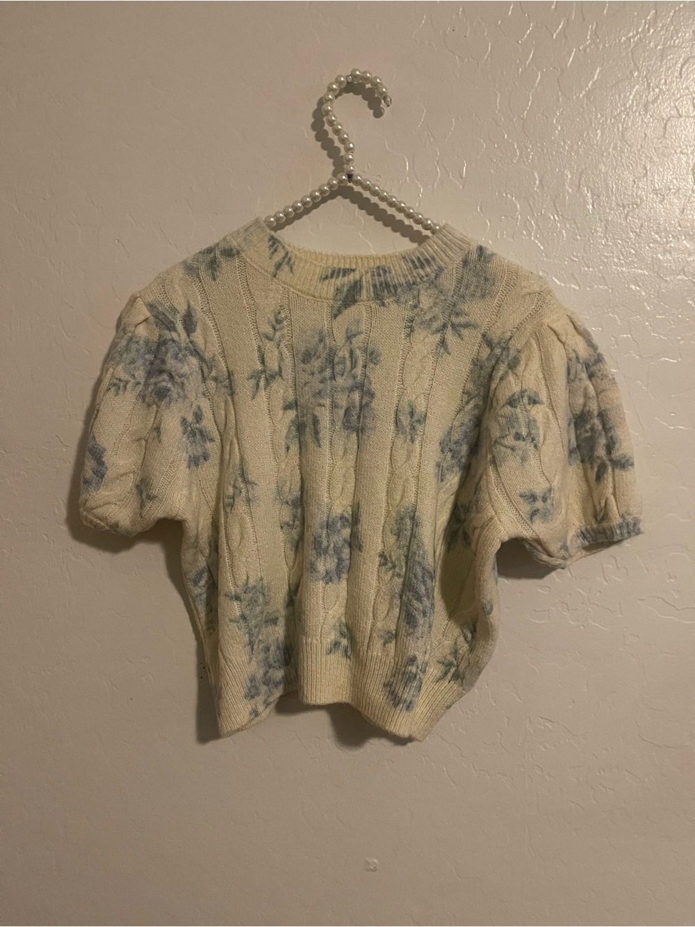Sincerely Jules Floral Cable Knit Puff Short-Sleeve Sweater. NWT L